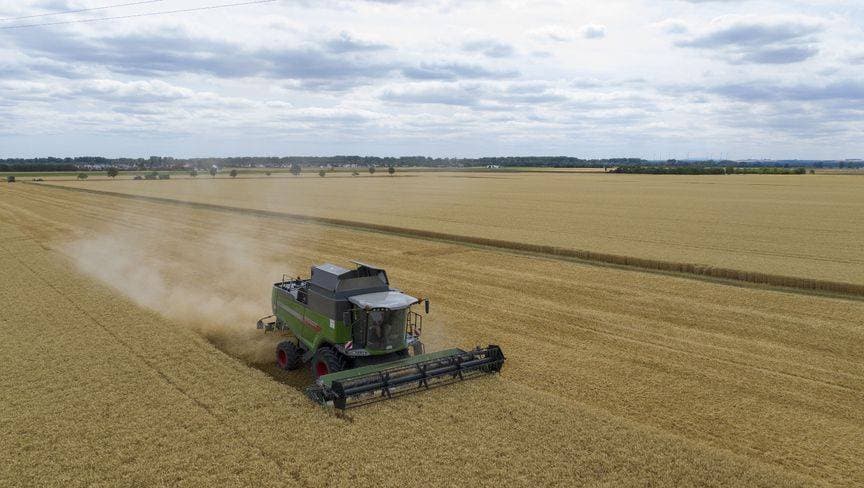 الرسوم الأمريكية تهدد المزارعين بزيادة في أسعار المعدات عالميا