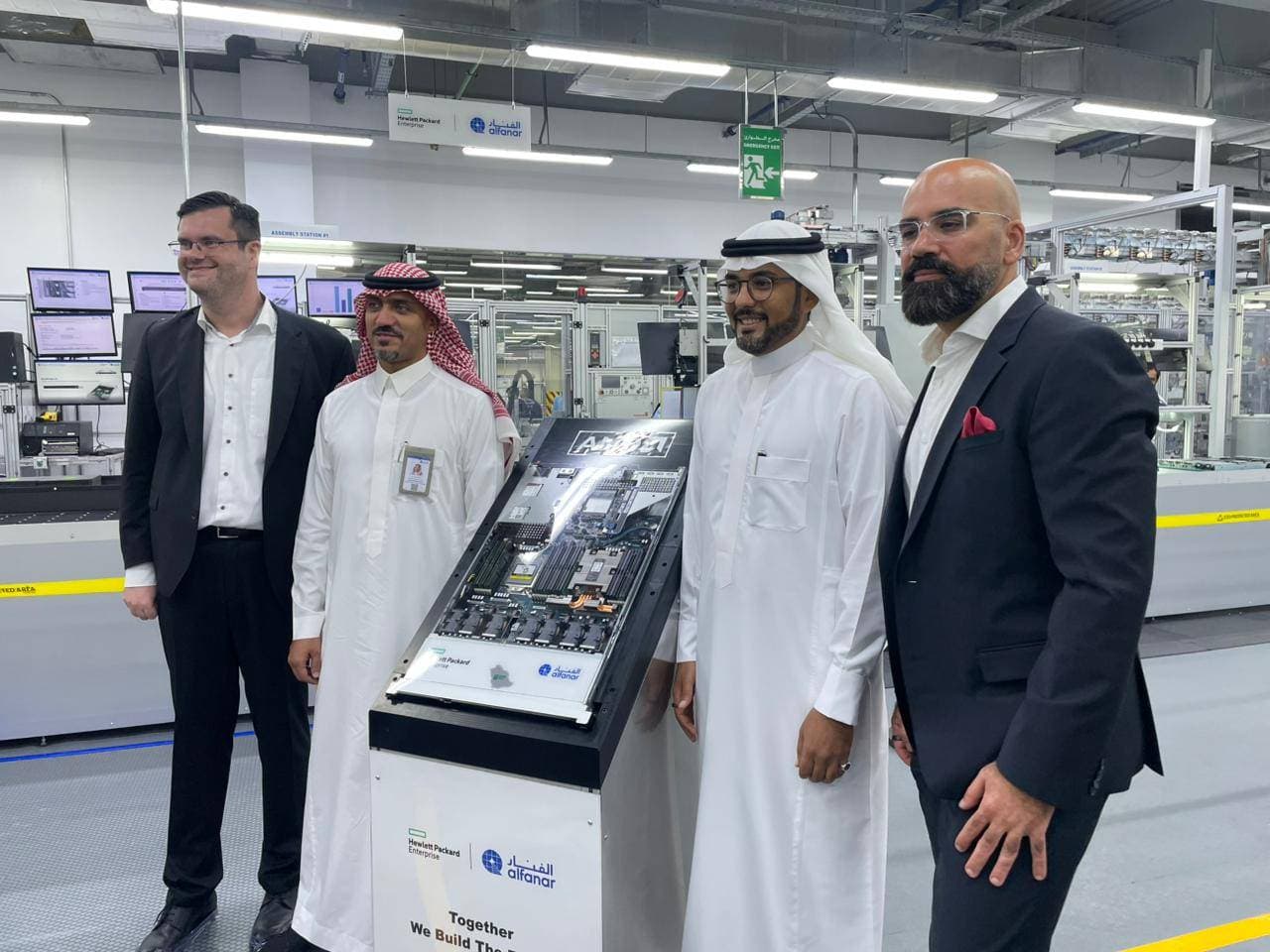 شراكة سعودية - أمريكية لإنتاج خوادم بطاقة 700 وحدة شهريا محليا