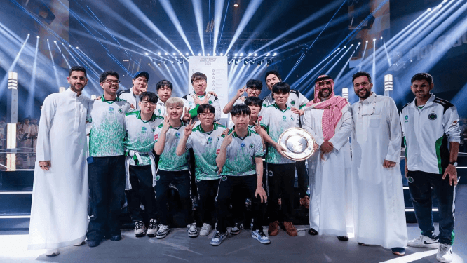 "فالكونز" أول بطل سعودي في كأس العالم للرياضات الإلكترونية