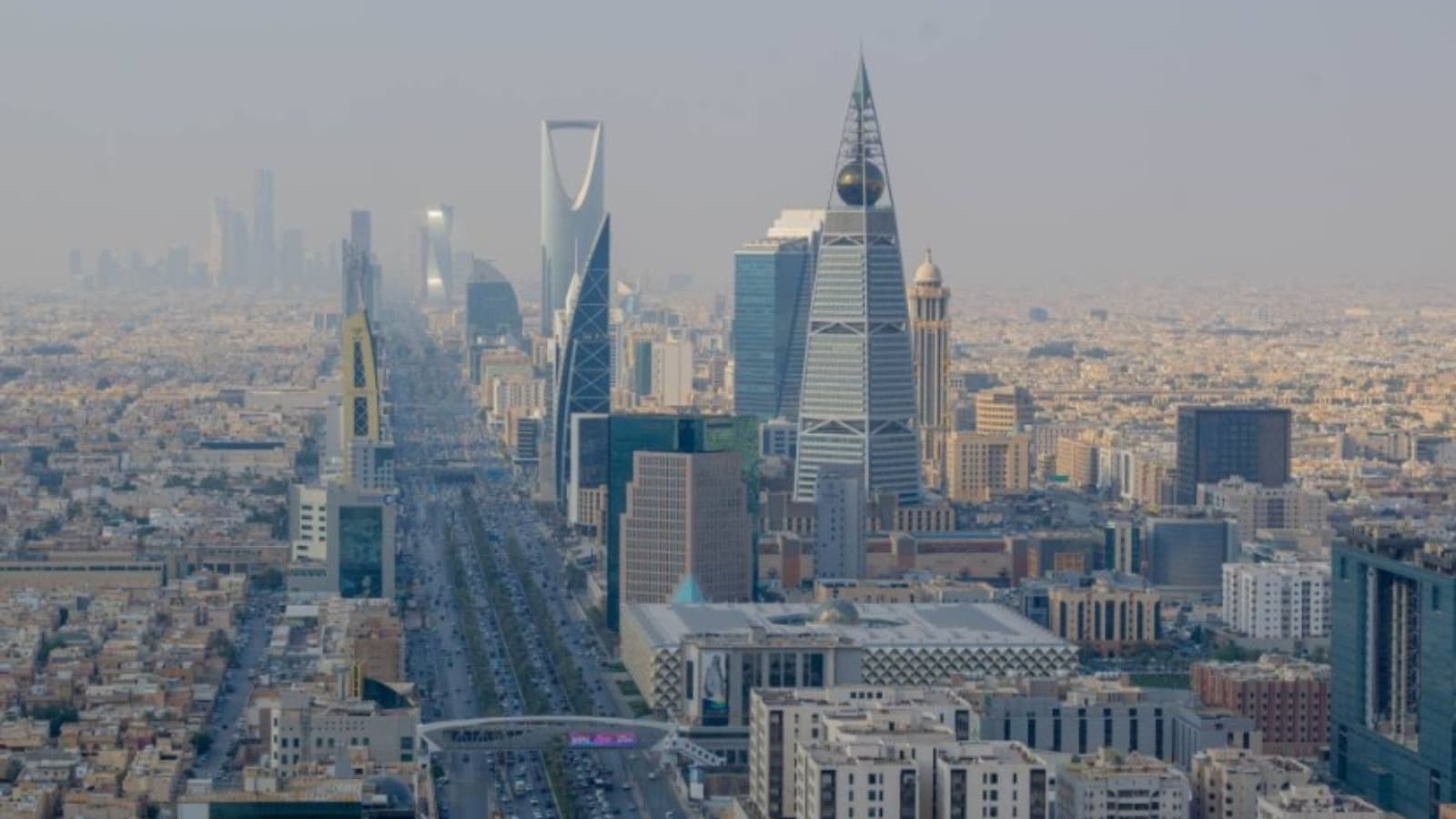 مركز البنية التحتية لـ "الاقتصادية": 950 مشروعا قيد التنفيذ في الرياض بتريليون ريال