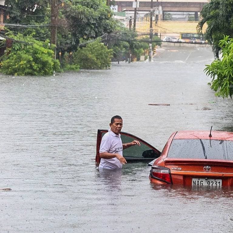 فضيحة بـ 9.5 مليار دولار تحول منصات التواصل إلى محكمة شعبية في الفلبين