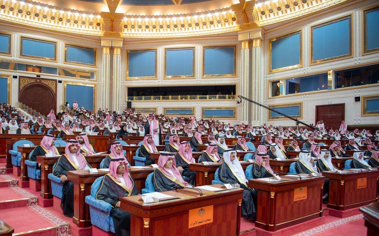 ولي العهد السعودي: الأنشطة غير النفطية حققت 56 % وماضون في تنويع مسار اقتصادنا