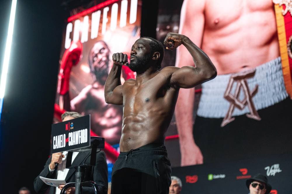 اكتمال الوزن الرسمي للاعبي الملاكمة في لاس فيجاس .. وترقب للنزال التاريخي