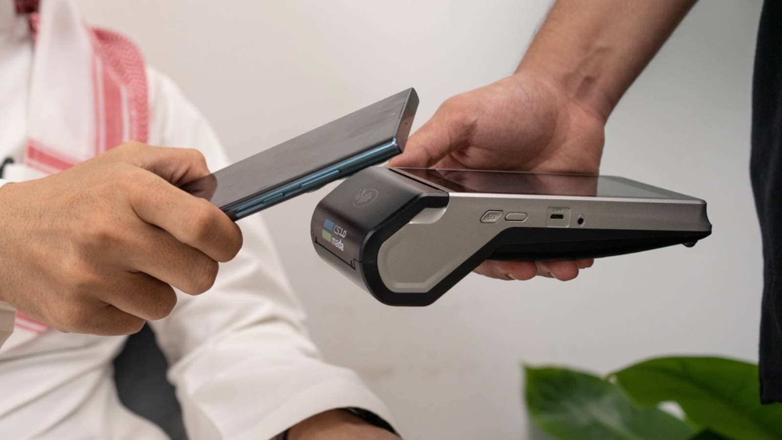 "ساما" يصرح لـ 80 نوعا لأجهزة نقاط بيع تقليدية ورقمية مخصصة للمنشآت التجارية