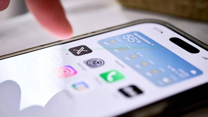 تراجع مبيعات "X" عقب الطفرة التي أعقبت الانتخابات الأمريكية