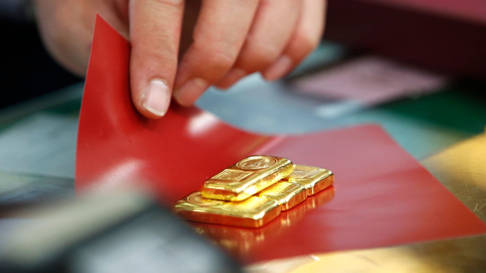 أسعار الذهب ترتفع 1% لتسجل أعلى مستوياتها على الإطلاق