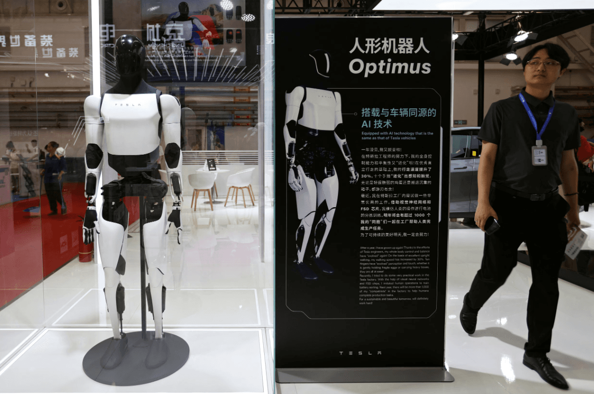 "تسلا" تنعطف نحو الروبوتات وسط تساؤلات عن ارتفاع تقييمها
