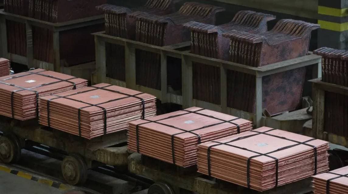 سعر النحاس يواصل مكاسبه مع استيعاب السوق لاضطرابات منجم "فريبورت"