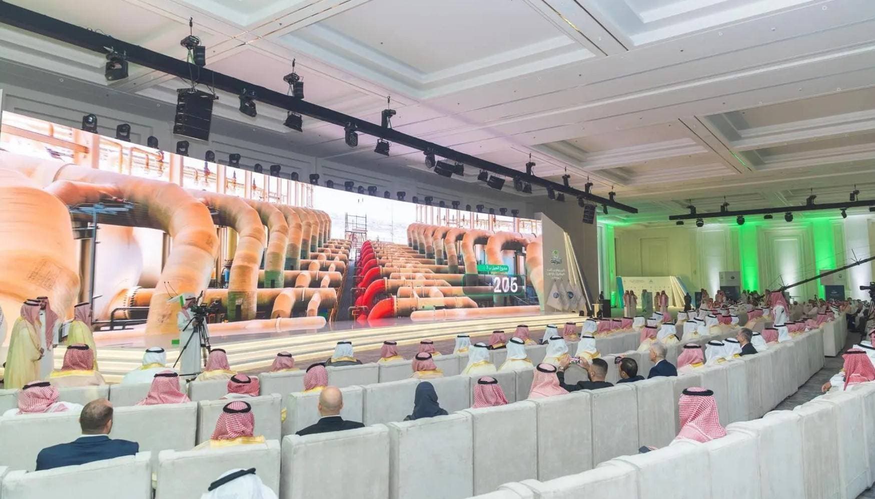 تدشين 122 مشروعا بيئيا ومائيا في المنطقة الشرقية بتكلفة 28.8 مليار ريال