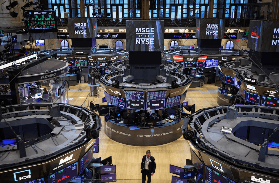 أسهم الأسواق الناشئة تتجه لأطول سلسلة مكاسب شهرية منذ 2004