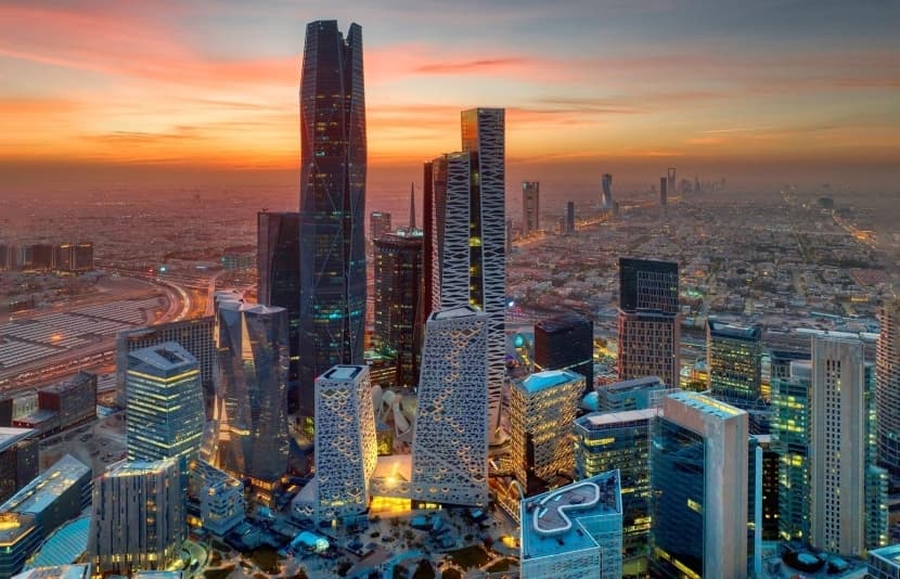 مجلس الشؤون الاقتصادية والتنمية السعودي يطلع على التقدم المحرز في قطاع "الحلال"