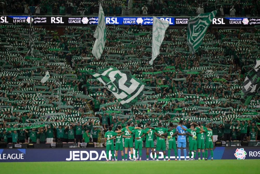 تخصيص منصة إلكترونية لبيع تذاكر المباريات وتحديد أسعارها وفق المعايير