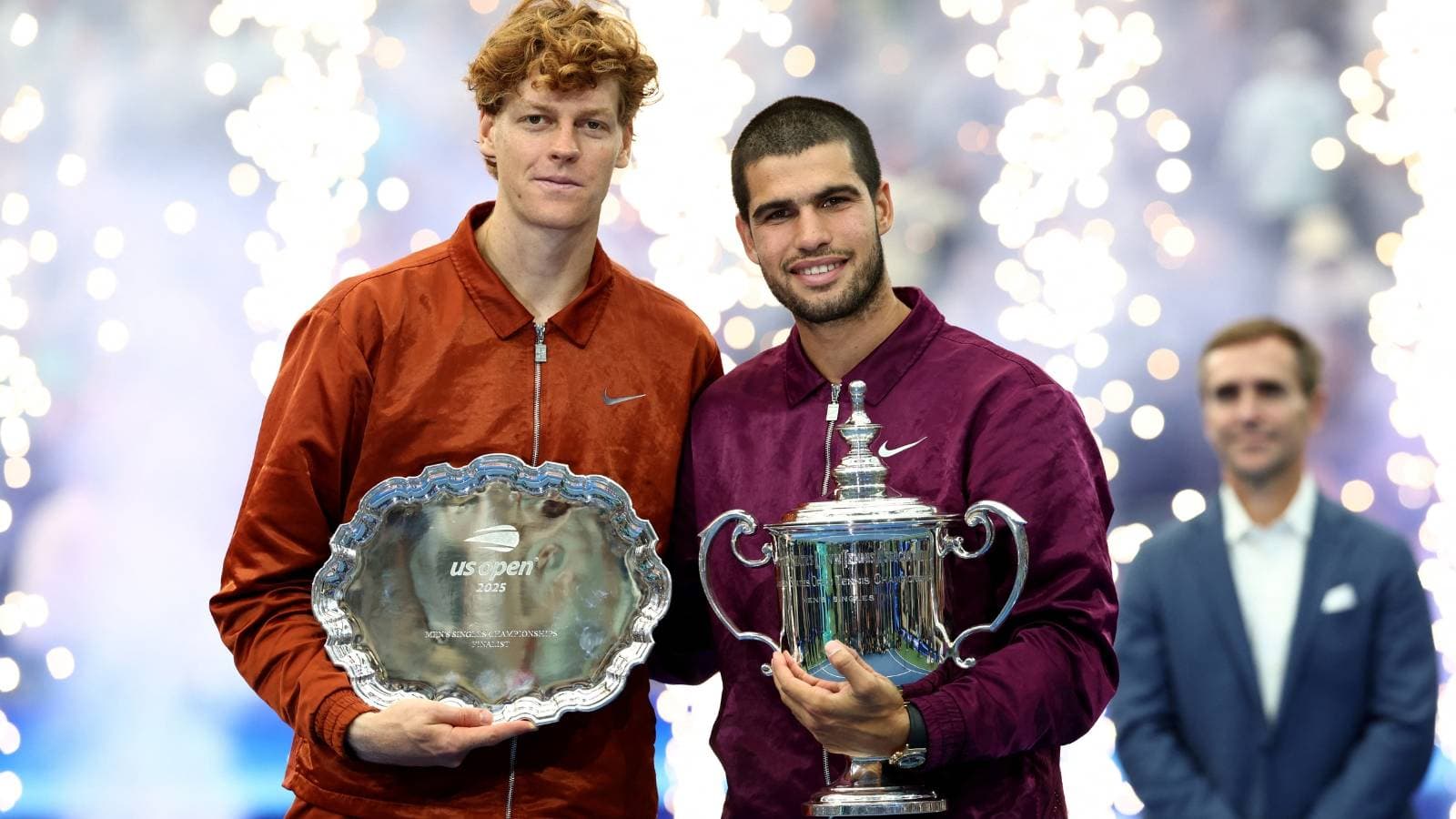 ألكاراز يزيح سينر ويعتلي صدارة تصنيف لاعبي التنس المحترفين في العالم