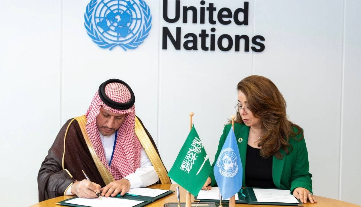 البحث عن بعبع لتفسير انهيار الاسترليني