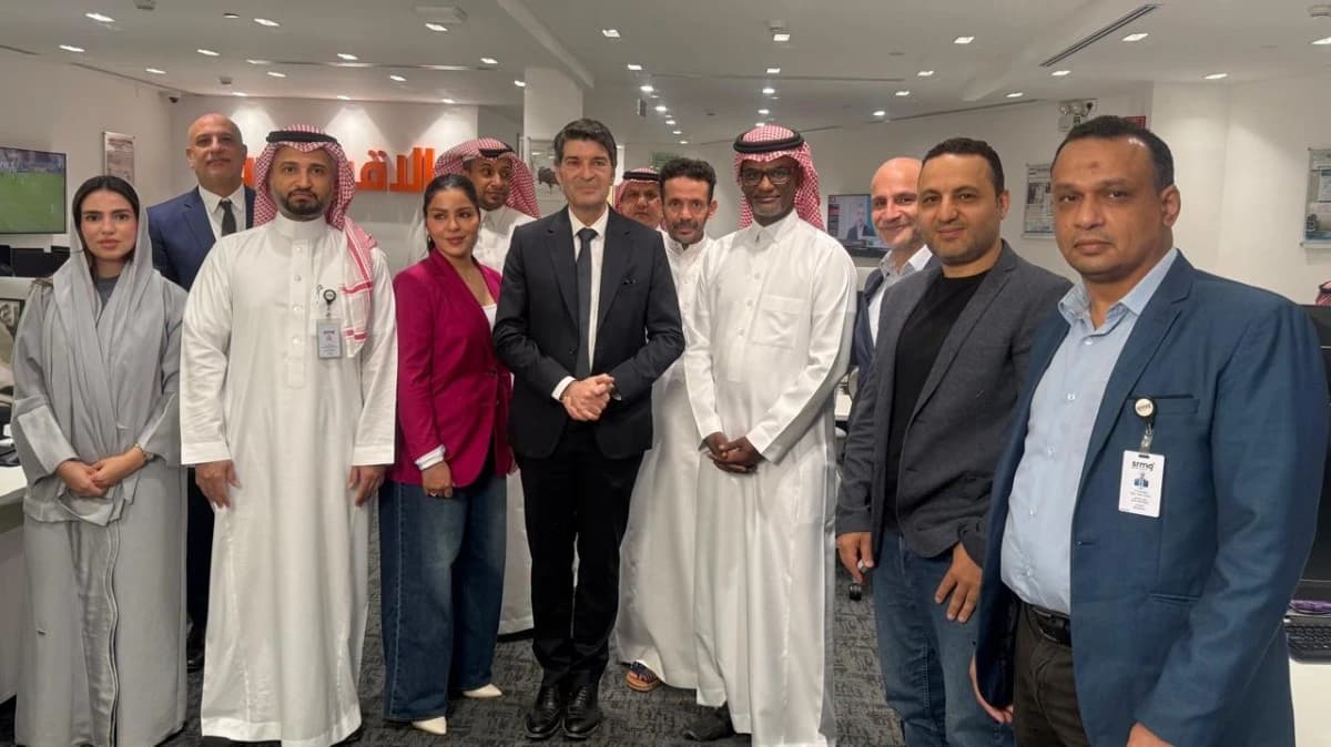  سفير فرنسا لدى المملكة يزور مقر صحيفة الاقتصادية ويبحث آفاق التعاون الإعلامي