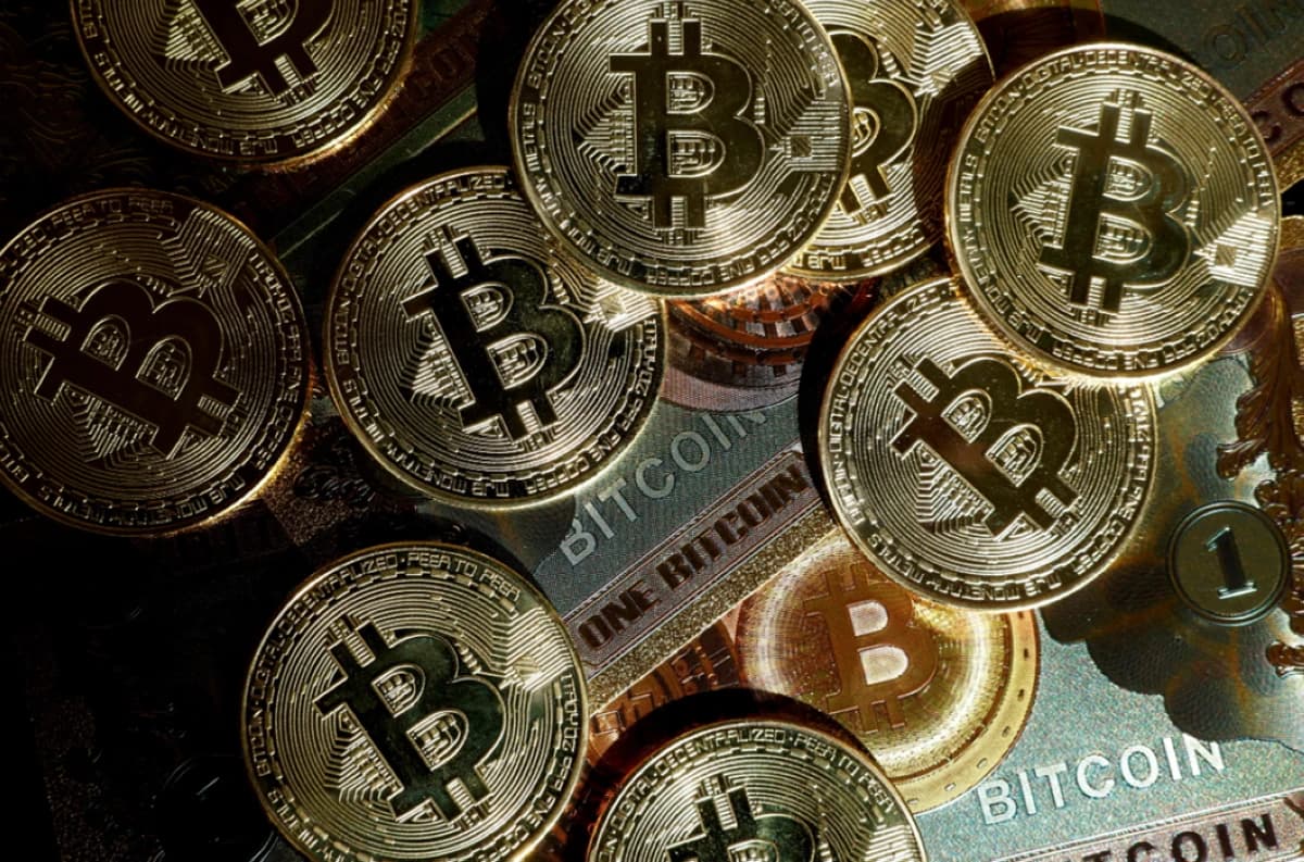 العملات المشفرة تفقد 150 مليار دولار بعد تصعيد صيني ضد واشنطن