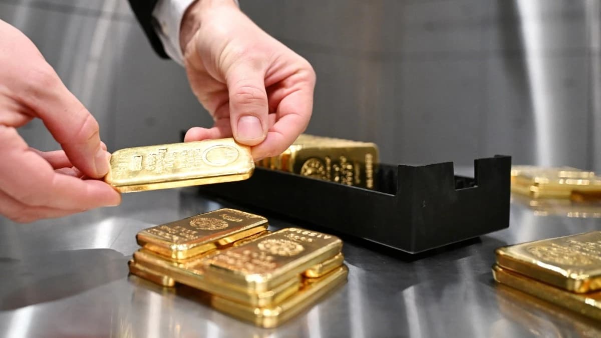 الذهب يتعافى قليلا بدعم انخفاض التوتر التجاري بعد تراجعه من أعلى مستوياته القياسية