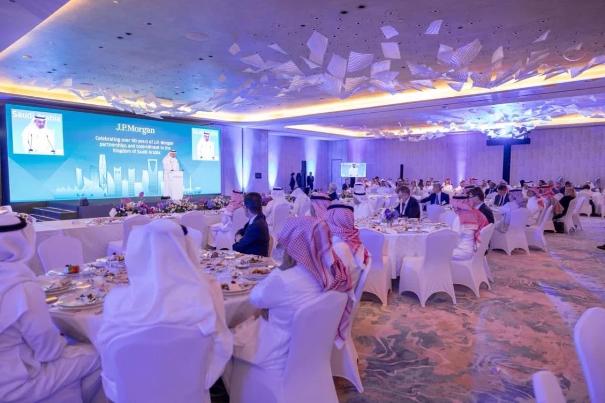 "جي بي مورجان" يتطلع لتعزيز استثماراته في السعودية مع افتتاح مقره الإقليمي اليوم
