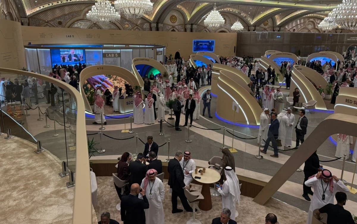 اتفاقيات مليارية في مبادرة مستقبل الاستثمار .. ورئيس الوزراء الباكستاني لـ"الاقتصادية": ممتن لولي العهد لدعمه اقتصادنا