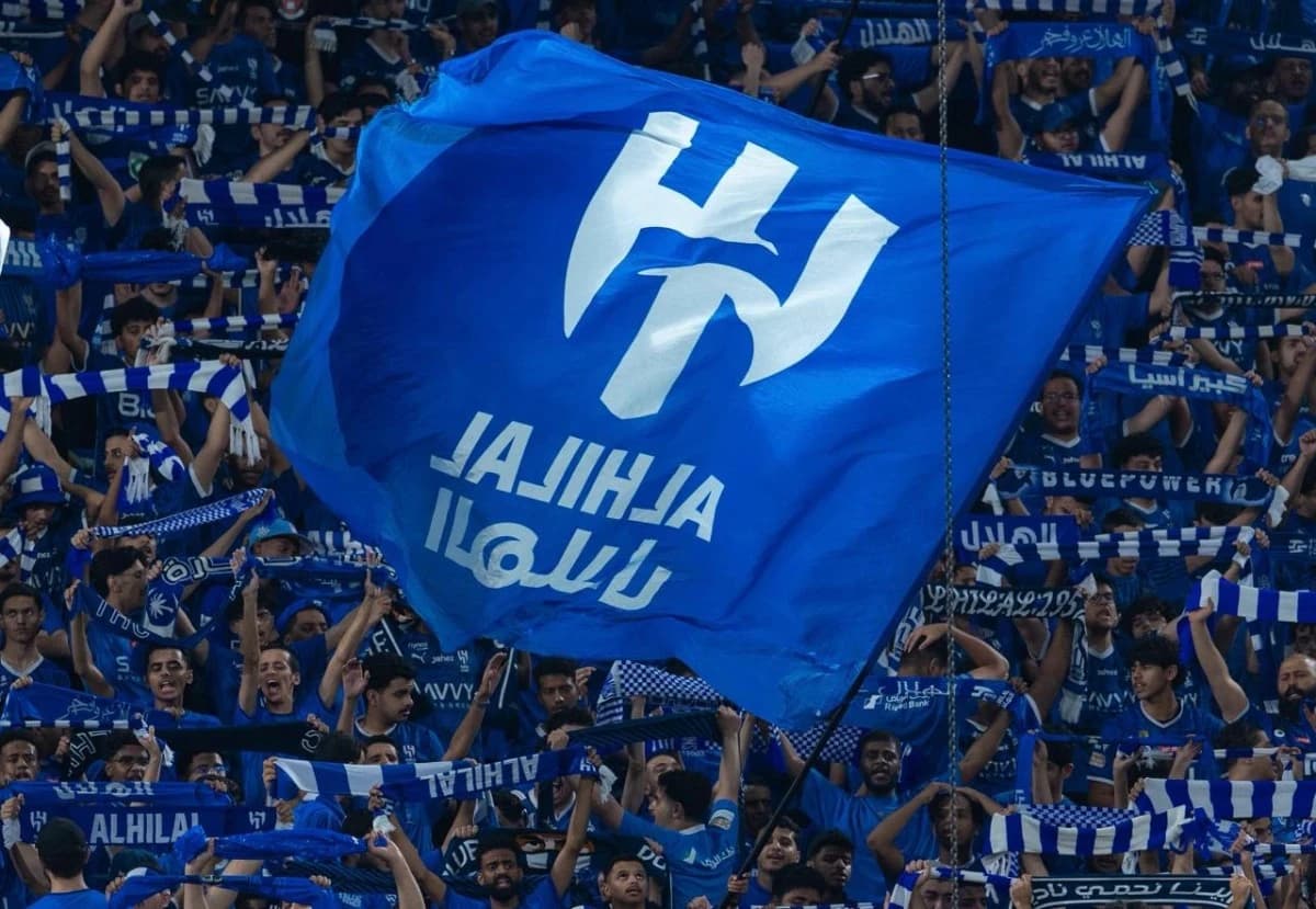 أحمد علي لـ «الاقتصادية»: بدأت مسيرتي بـ 275 جنيها .. والمكافأة الكبرى من الهلال