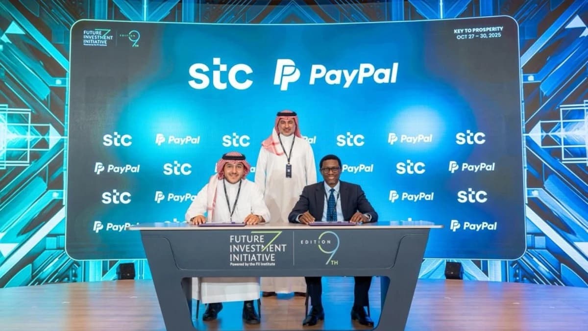 مجموعة stc وشركة PayPal توقعان مذكرة تفاهم لتعزيز الابتكار في حلول المدفوعات الرقمية بالشرق الأوسط