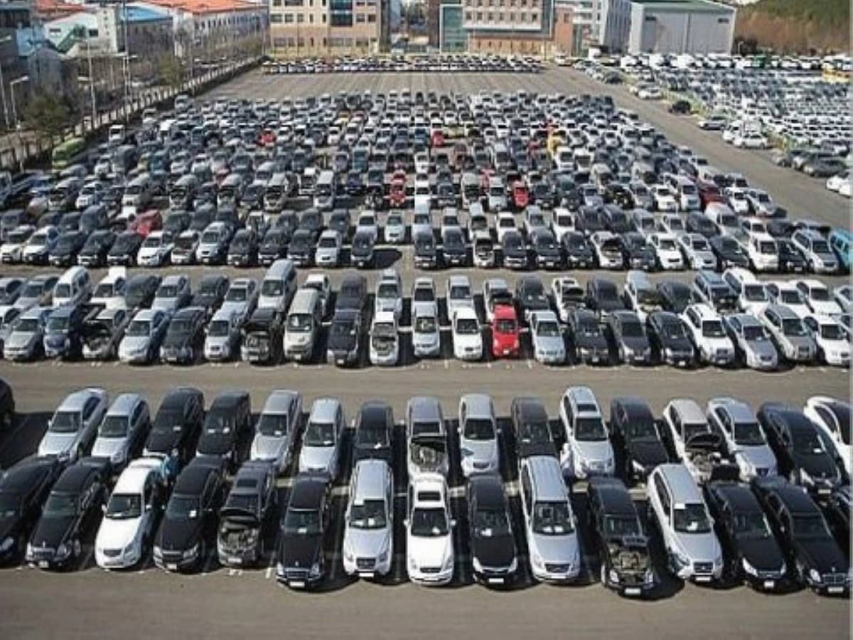 إعادة تصدير السيارات السعودية إلى سورية.. من مركبتين في 3 أعوام إلى 1300 خلال 7 أشهر