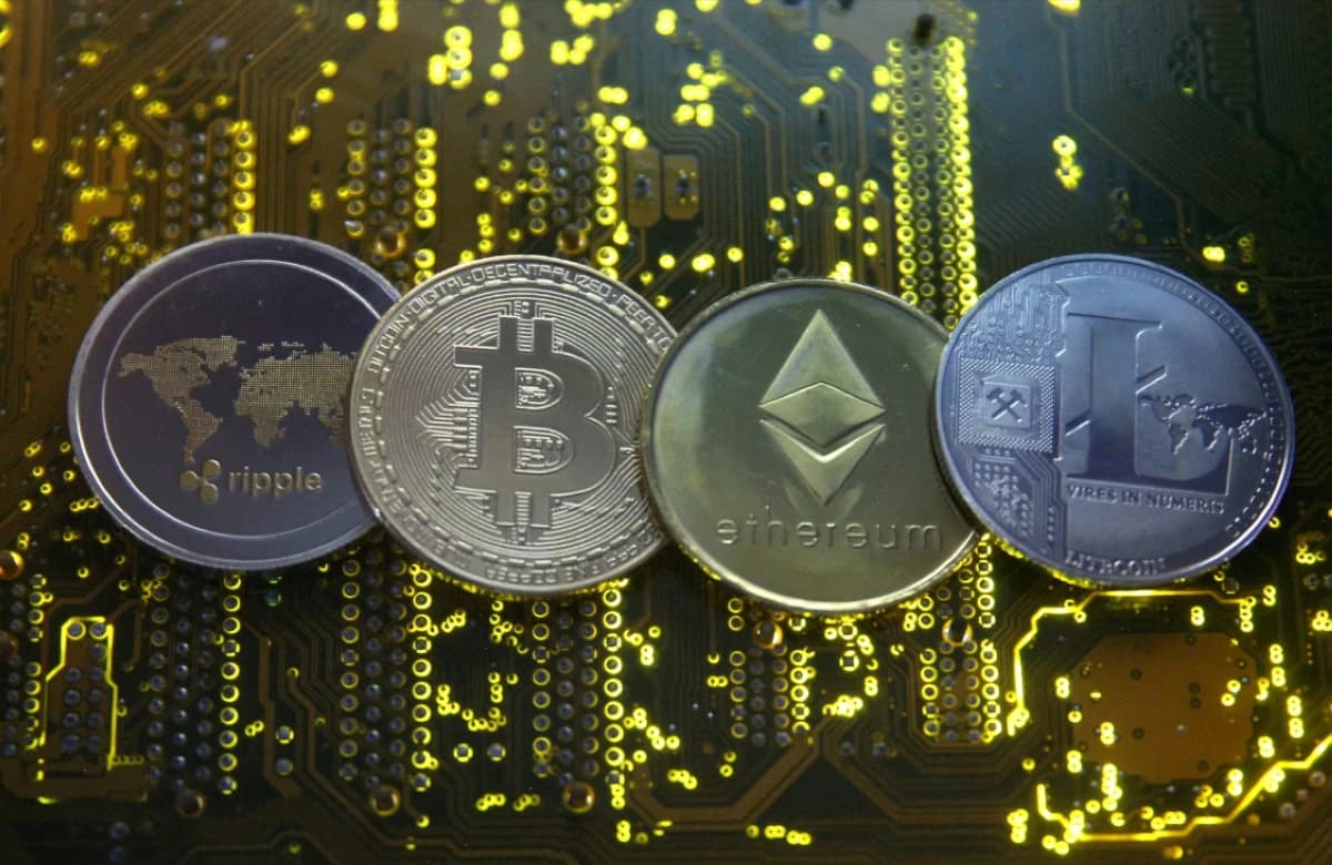 من سيفوز في معركة الأموال الرقمية؟