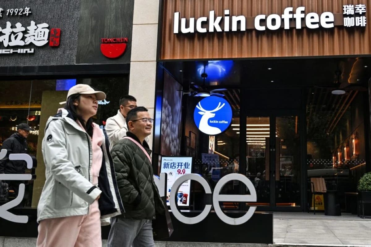 لوكين كافيه الصيني يشعل المنافسة في متاجر القهوة