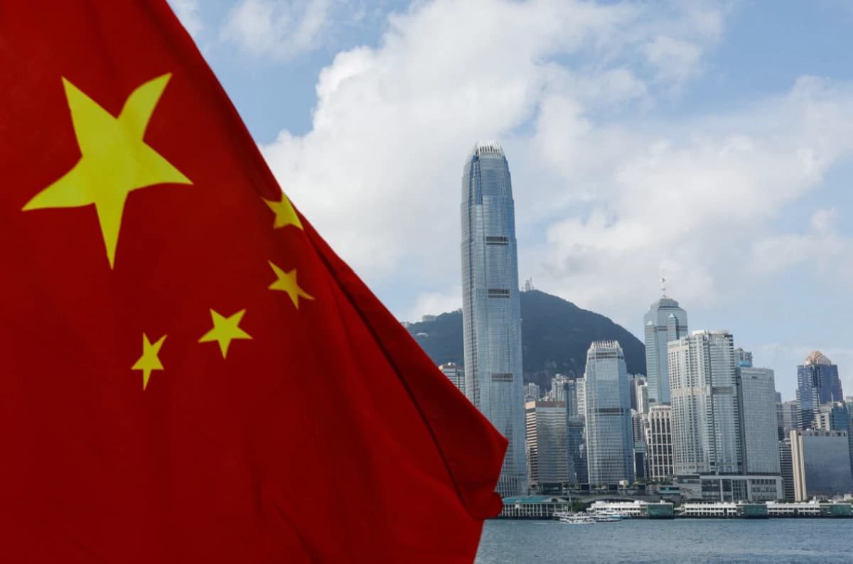 الصين تبيع سندات دولارية بعائد مماثل لأدوات الدين الأمريكية