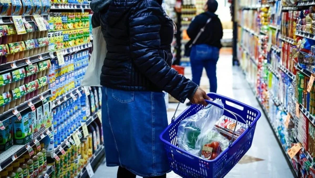 لا نهاية للإغلاق الحكومي الأمريكي رغم الجوع وفوضى الطيران والرعاية الصحية