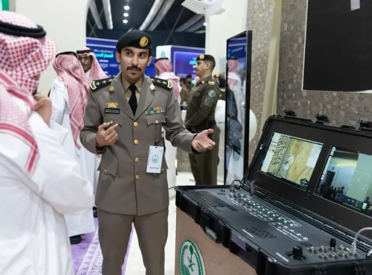 "عيادات الأعمال" تقدم استشارات للشركات الصغيرة والمتوسطة في مؤتمر ومعرض الحج 2025