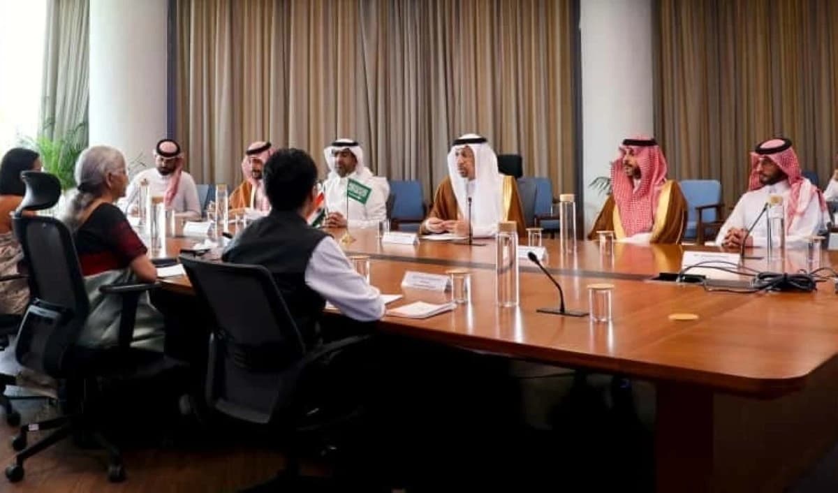 السعودية والهند تسعيان إلى إبرام اتفاقية استثمار قريبا