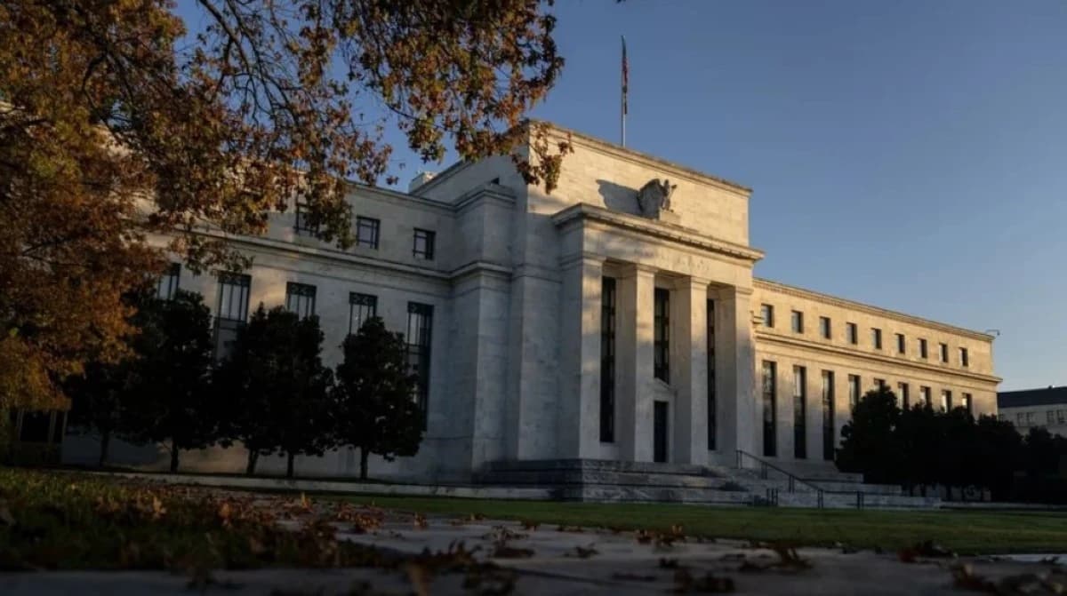 انشقاق داخل الفيدرالي الأمريكي يهدد فرص خفض الفائدة في ديسمبر