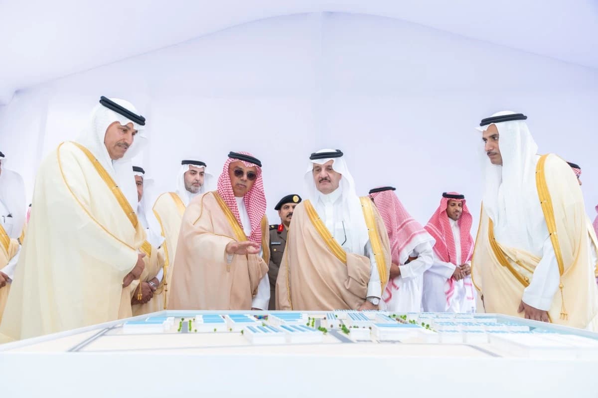 جانب من تدشين المنطقة اللوجستية.