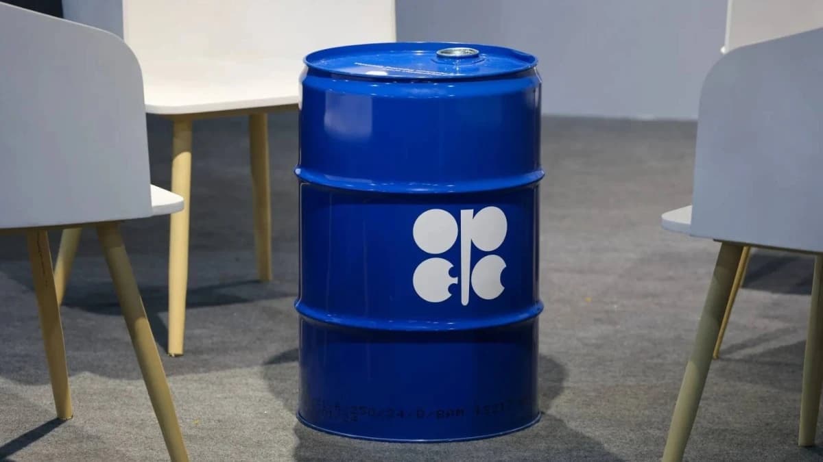 "أوبك+" يقر آلية مراجعة الطاقة الإنتاجية لعام 2027