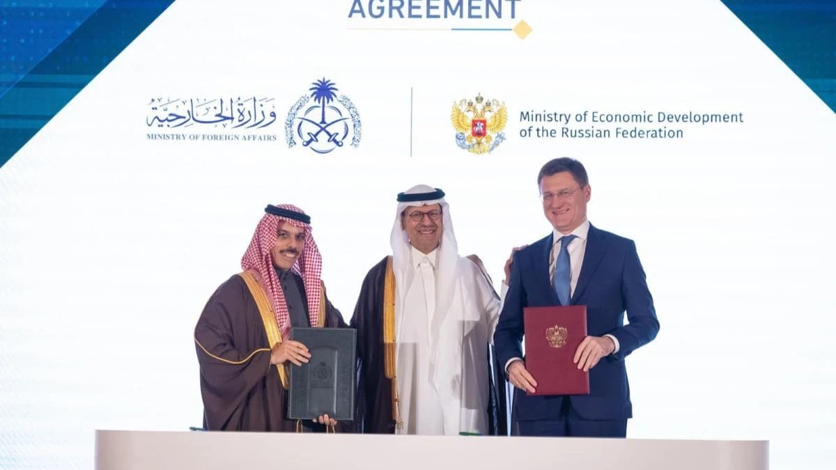 السعودية وروسيا توقعان اتفاقية الإعفاء المتبادل من تأشيرات الدخول