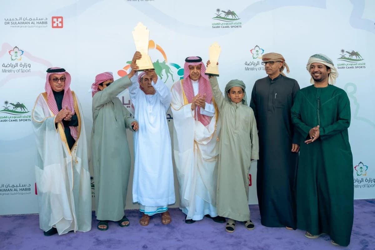 بمشاركة دولية وجوائز تجاوزت 10 ملايين ريال .. الدلاك يتوج أبطال كأس وزارة الرياضة للهجن