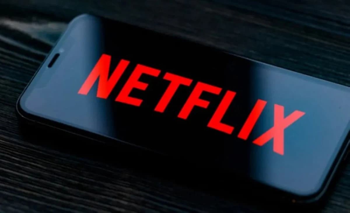صفقة "نتفليكس" .. قوة إستراتيجية أم علامة ضعف؟