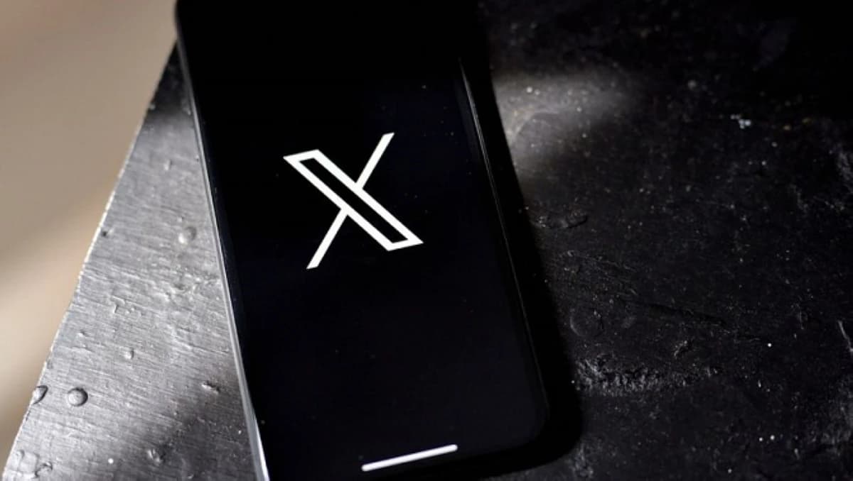 إيرادات "إكس" المملوكة لإيلون ماسك ترتفع 17% في الربع الثالث