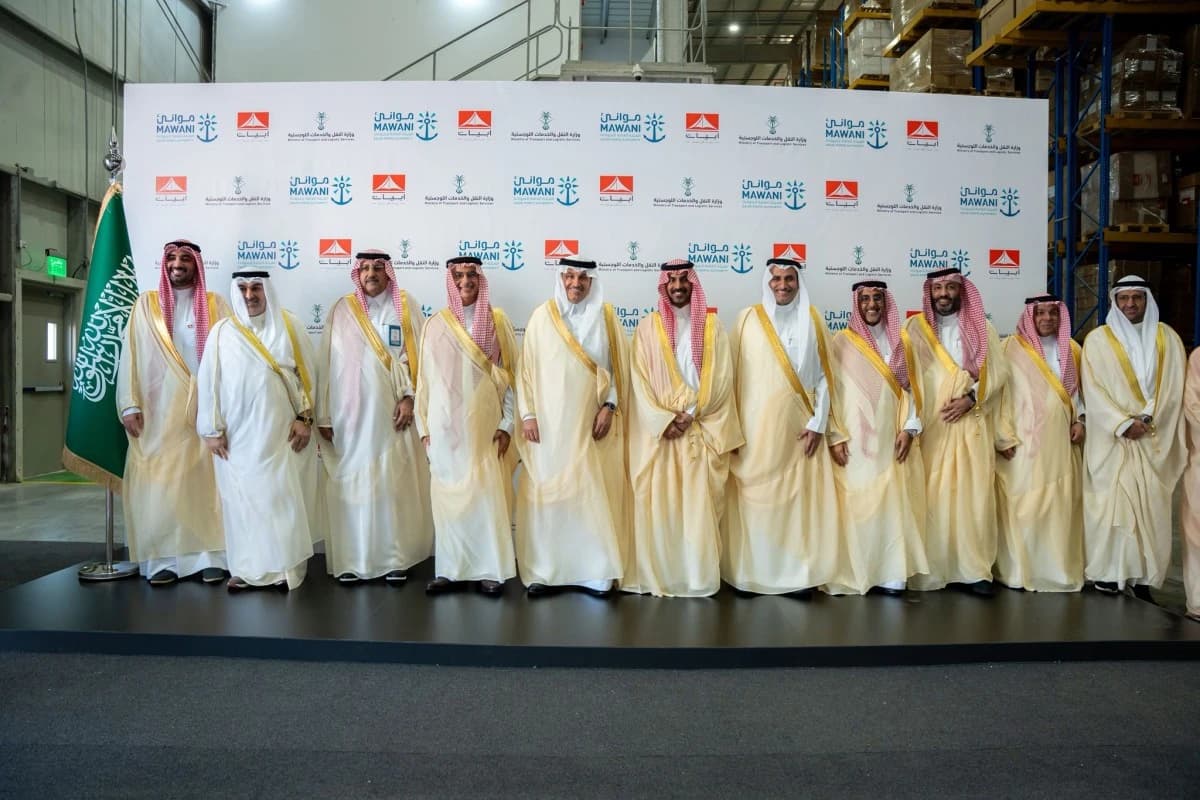 ‎ تدشين مركز "أبيات" الإقليمي بطاقة تخزينية تفوق 140 ألف متر مكعب في ميناء الملك عبدالعزيز على مساحة 110 آلاف متر مربع