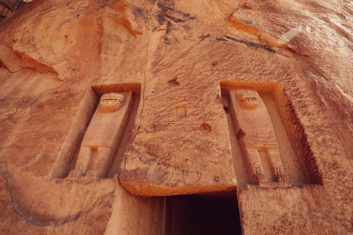 اكتشافات أثرية في العلا تسدّ الفجوة الزمنية بين الفترات النبطية والإسلامية