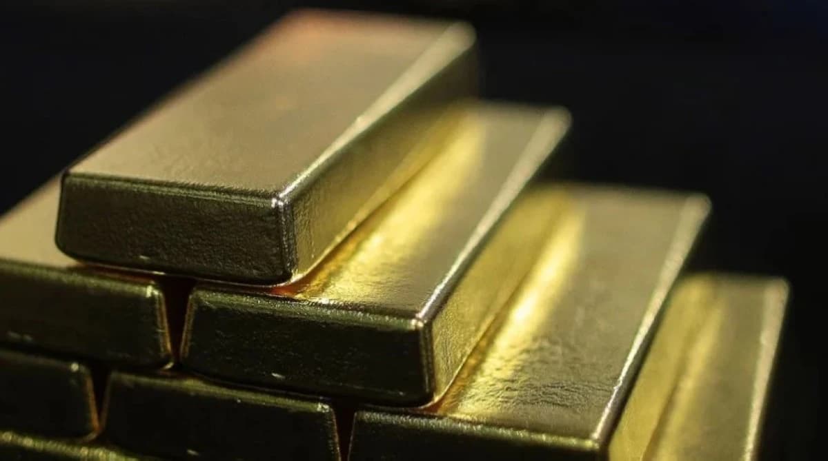 الذهب والفضة قرب مستويات قياسية مع تعزز رهانات خفض الفائدة الأمريكية