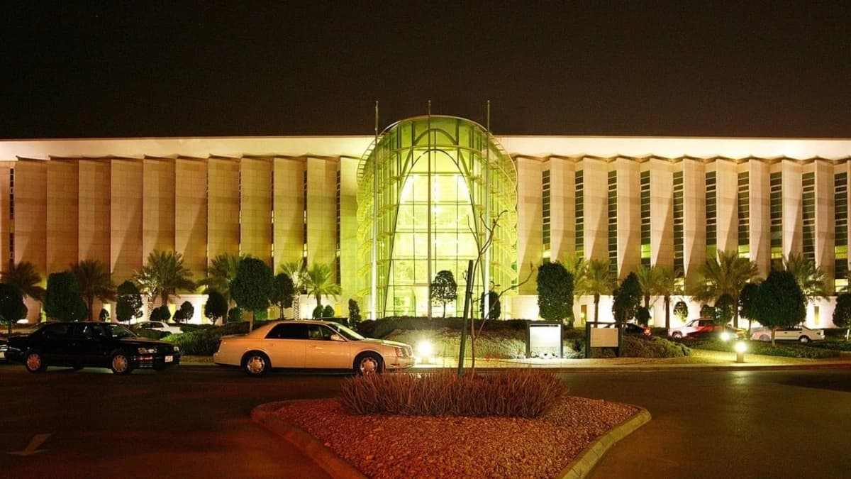 "دله" تستحوذ على حصة في "مستشفى المملكة" مقابل 434.3 مليون ريال