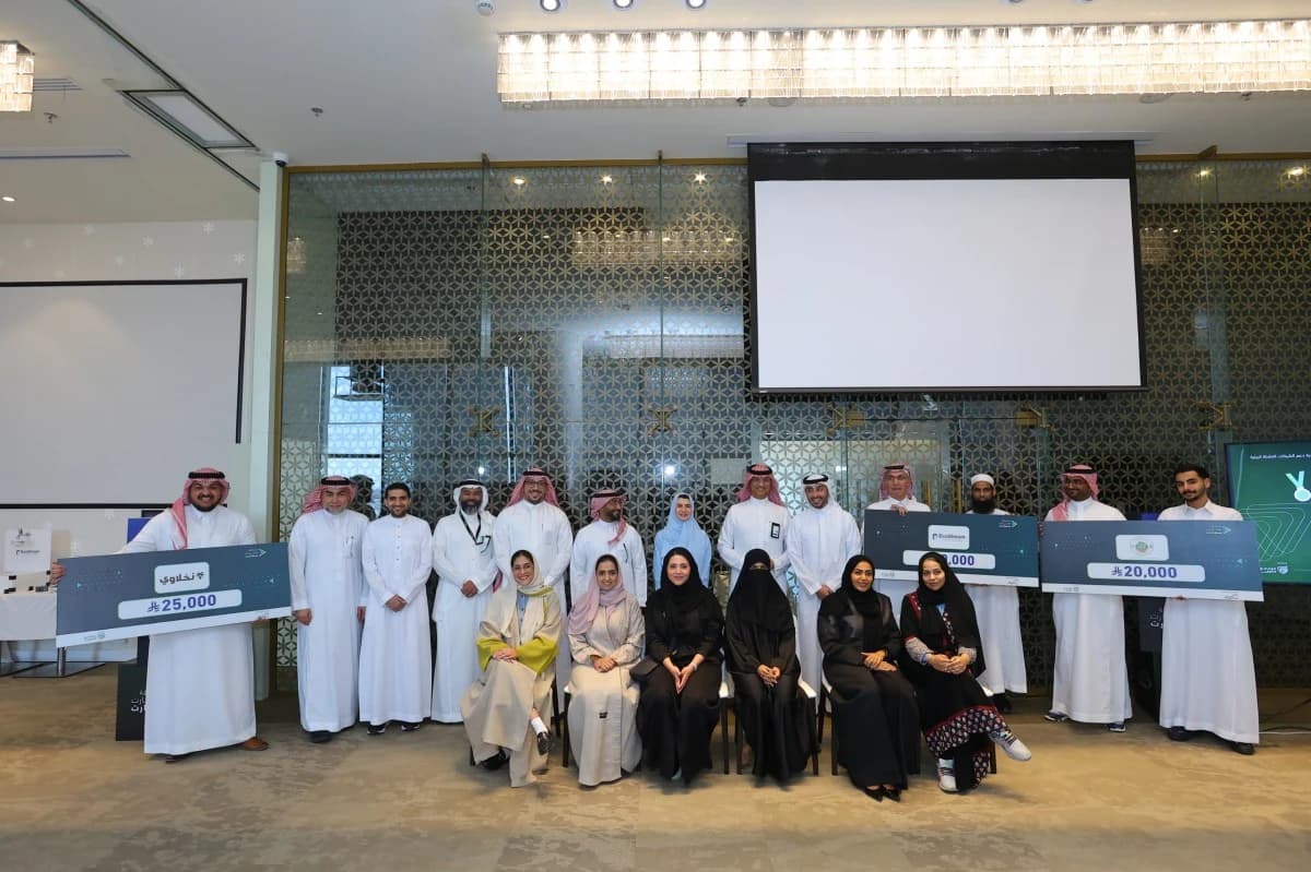 "ستارت سمارت" التابع لمجتمع جميل وعالم صافولا يختتمان مبادرة دعم الشركات الناشئة البيئية