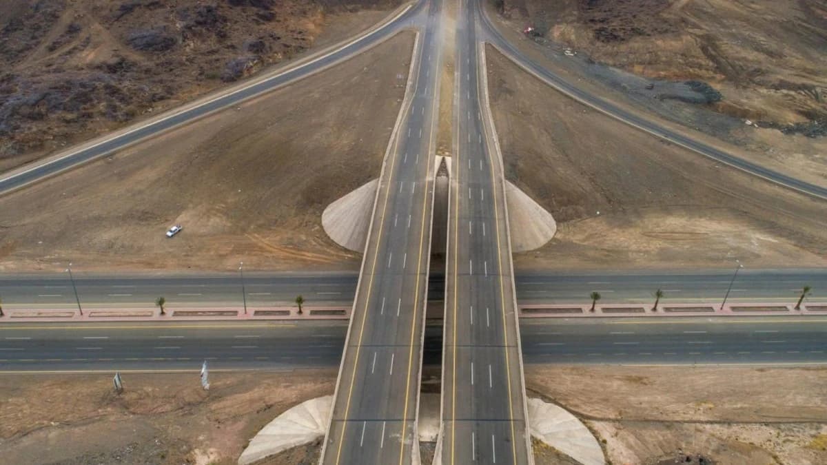 جهاز محاكاة لاختبار عينات الطرق قبل اعتمادها في السعودية