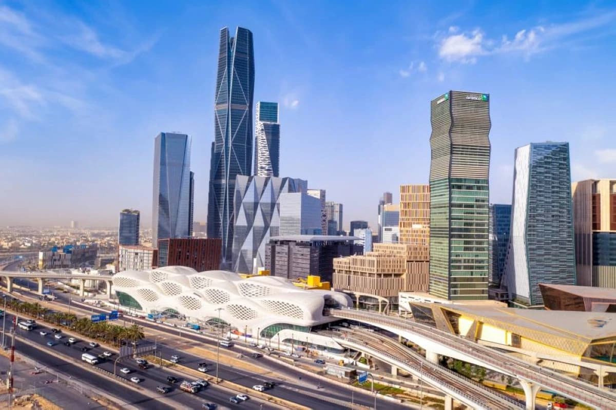 6 قطاعات حيوية تجذب مستثمري الولايات المتحدة إلى السعودية