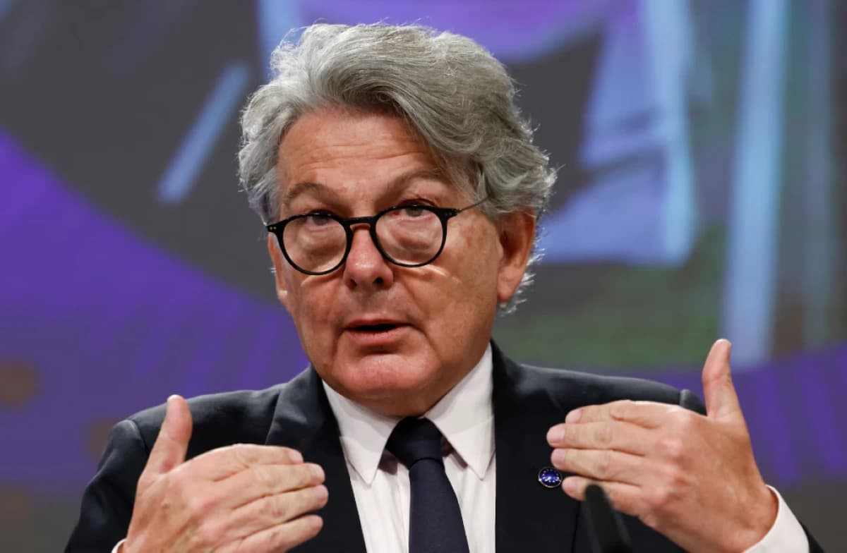 أمريكا تعاقب مسؤولا أوروبيا سابقا وآخرين بسبب استهداف شركات التكنولوجيا