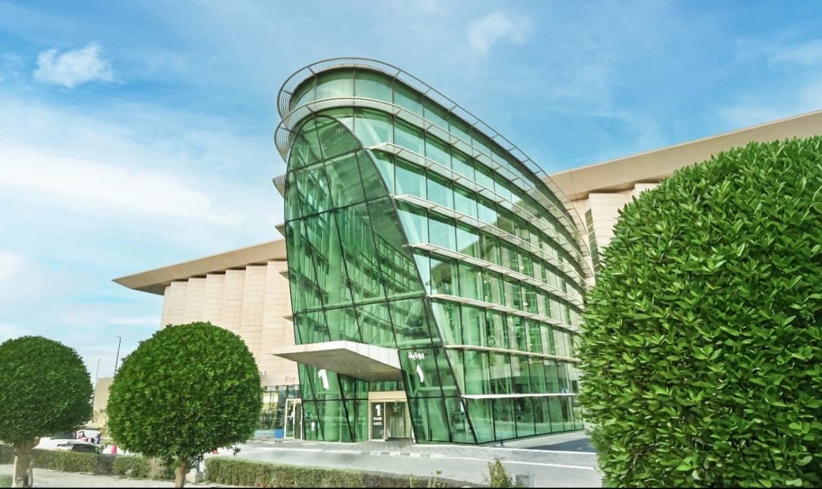 إتمام الاستحواذ على مستشفى المملكة يعزز حضور دلّه الصحية القوي في الرياض