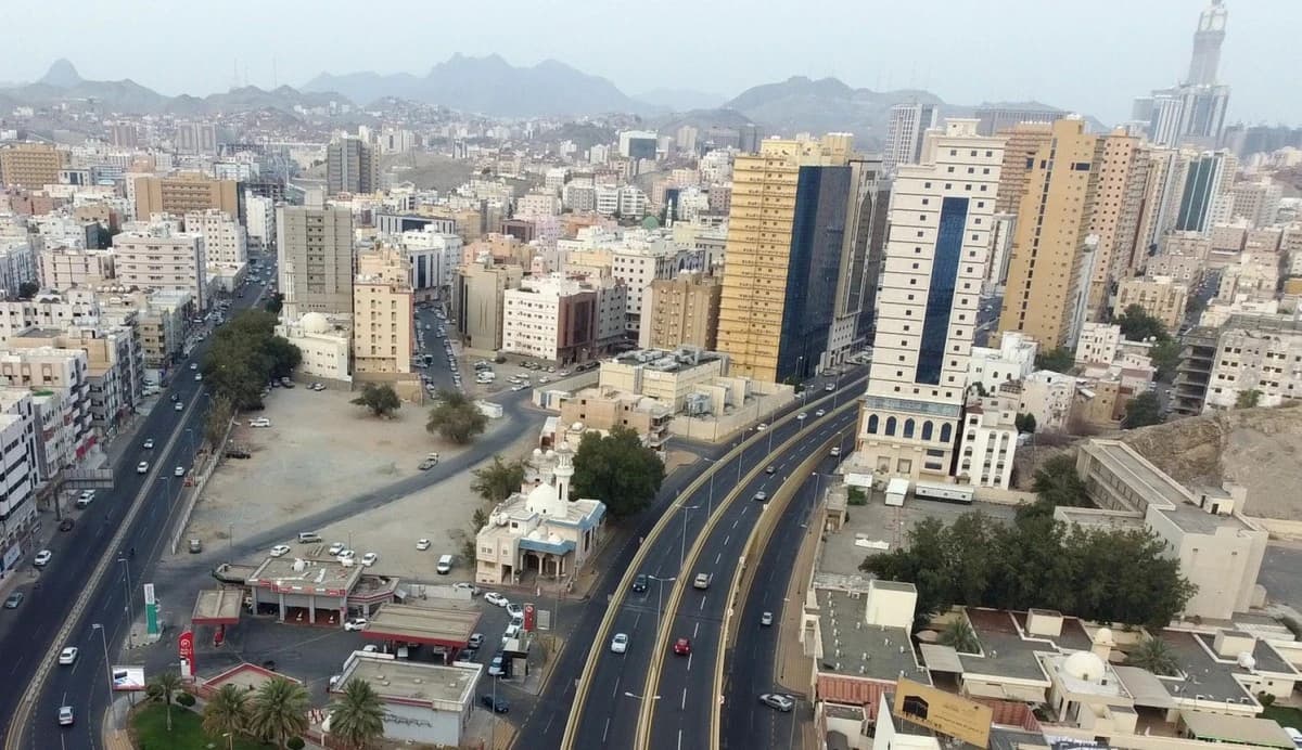 ألا تتجاوز ملكية غير السعوديين 49% .. أبرز ضوابط تملك العقارات في الحرمين