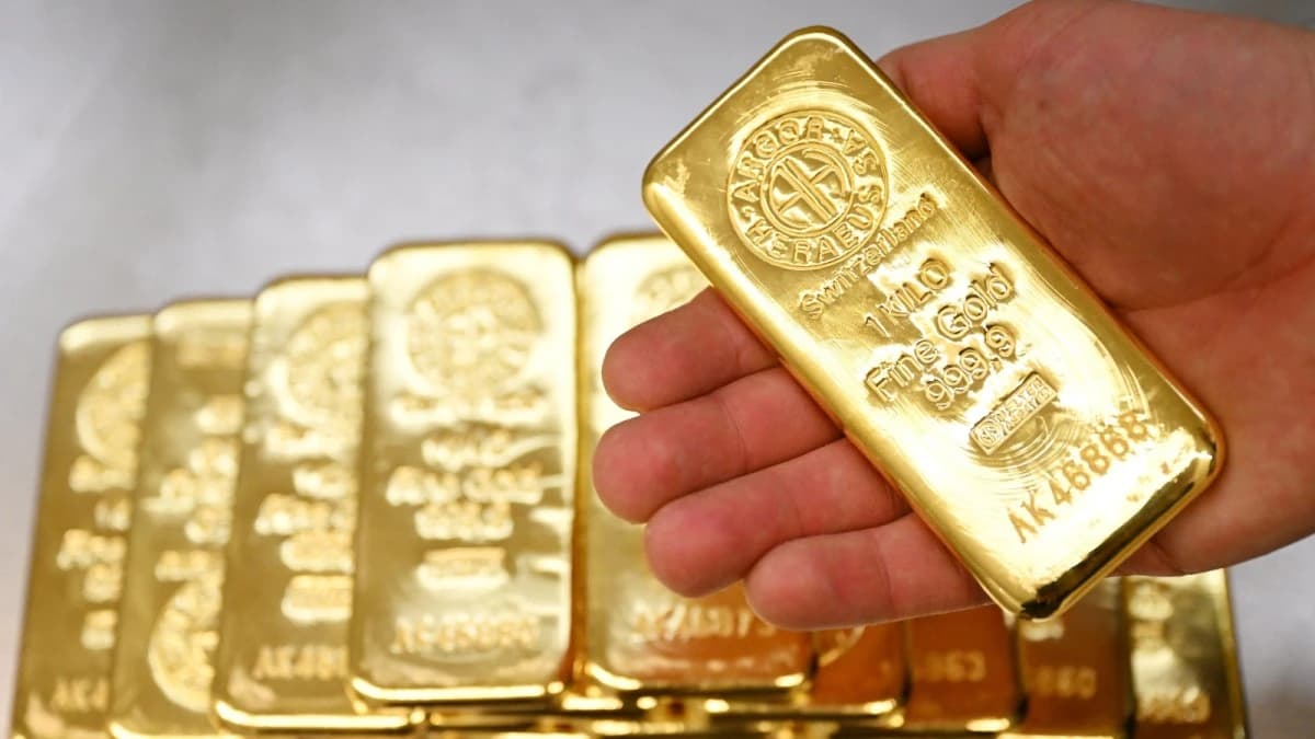 الذهب عند ذروة أسبوع مع تزايد رهانات خفض الفائدة